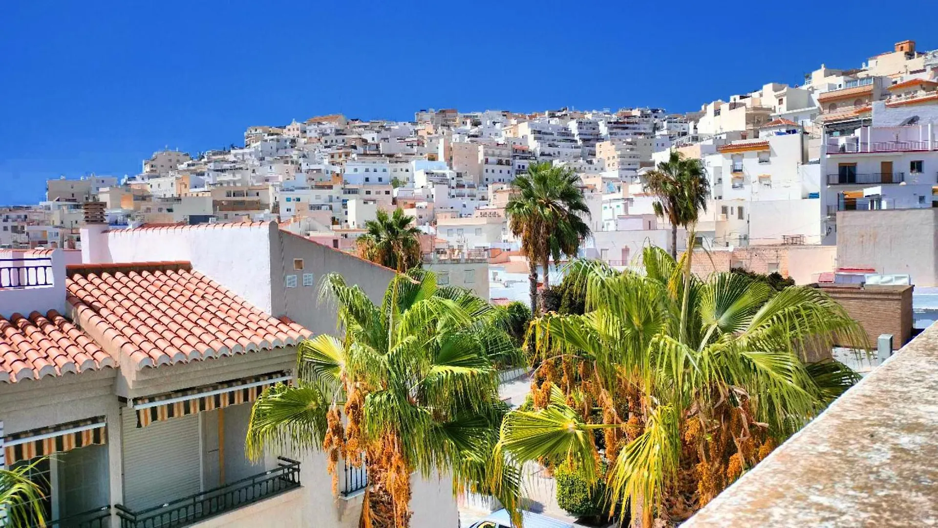 Paraiso Del Sol Salobrena Homestay